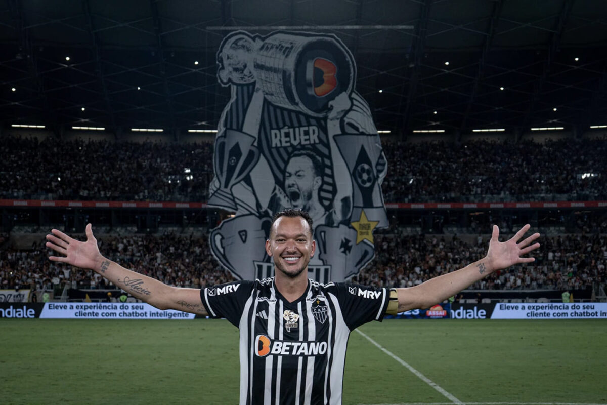 Capa - Bandeirão Rever