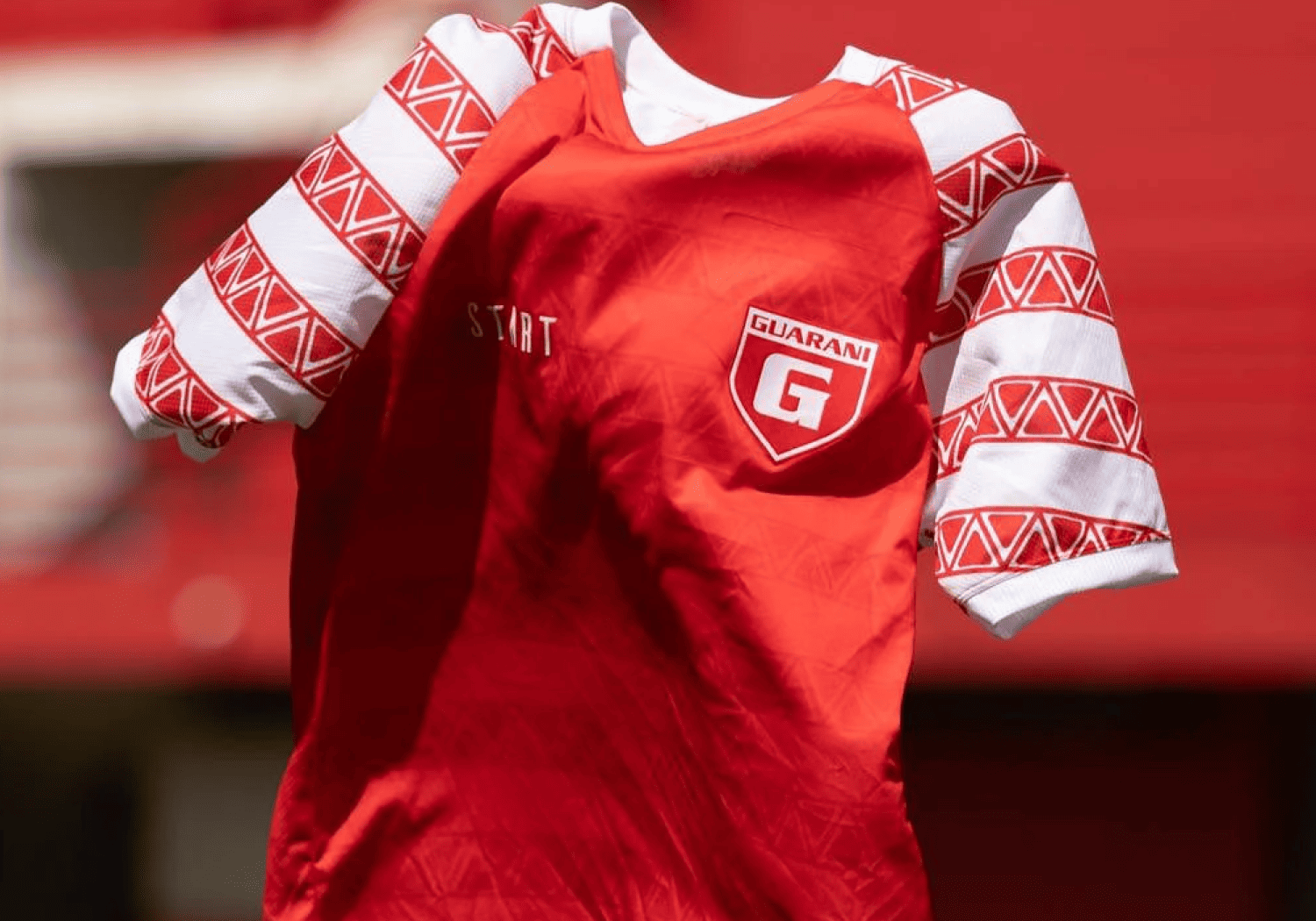 Capa - Uniforme Guarani 2023-2024